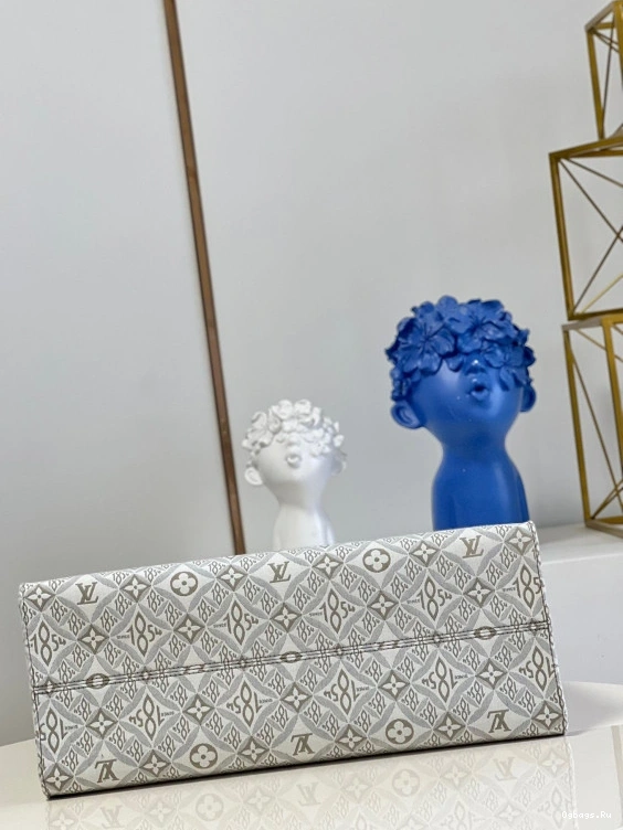 ONTHEGO GM LOUIS VUITTON 0101